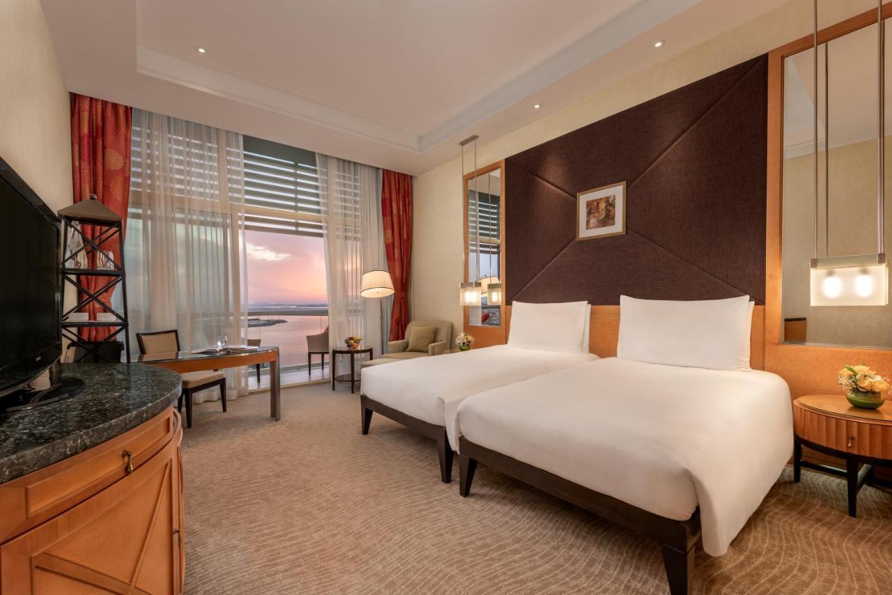 Al Raha Beach Resort & Spa Abu Dhabi Exterior photo